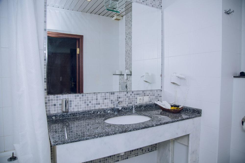 Caspian Ulduz Hotel Баку Екстер'єр фото